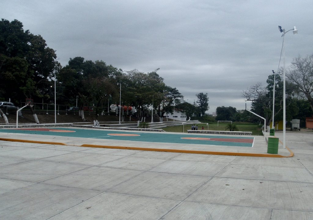 Area Deportiva, Col. Paso Real, Pánuco, Ver., Пануко