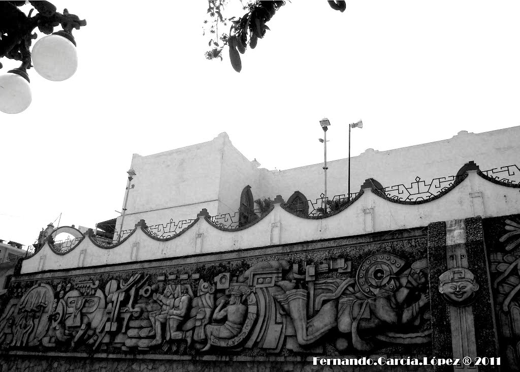 Mural Homenaje a la Cultura Totonaca, Papantla de Olarte, Veracruz, México, Папантла (де Оларте)