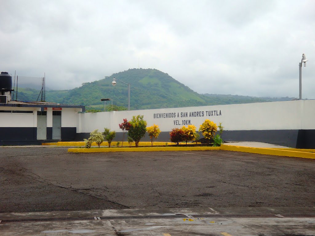 Bienvenida en San Andrés Tuxtla, Сан-Андрес-Тукстла