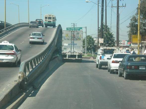 Puente 5 y 10(Blvd Diaz Ordaz), Тихуатлан