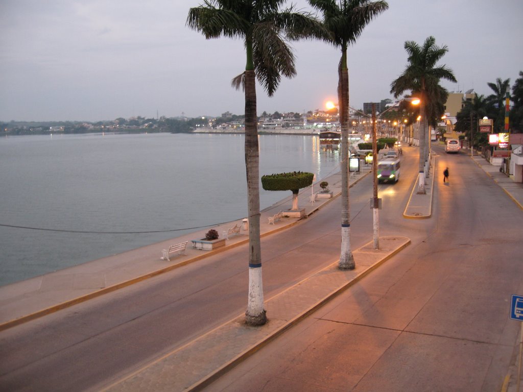 Riviera de Tuxpan, Veracruz Добавлено © pvc Город. 