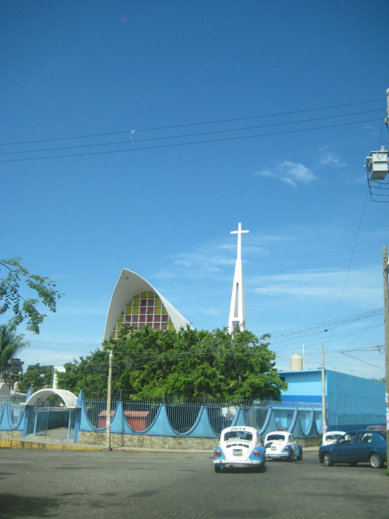 Iglesia San Cristóbal Av. Durango, Акапулько