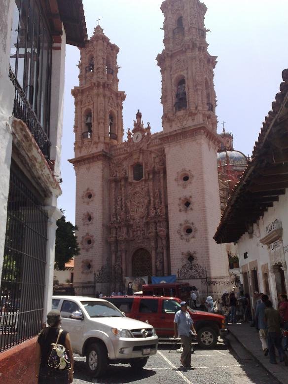 La bella iglesia de Taxco, Такско-де-Аларкон