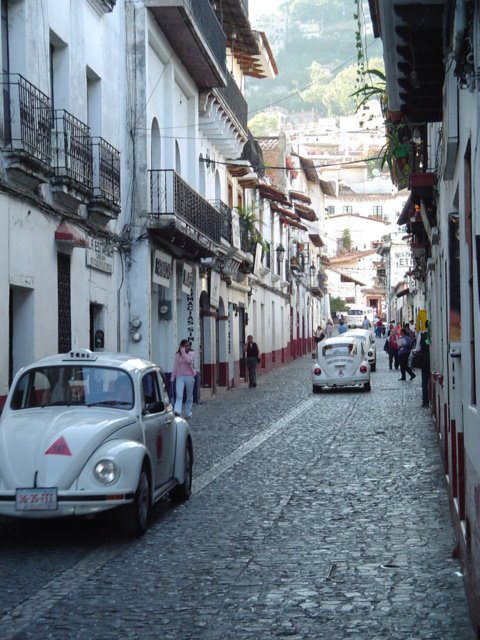 Calle en Taxco de Alarcón, Такско-де-Аларкон