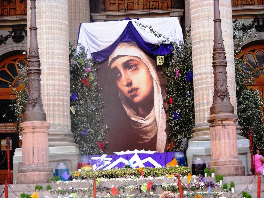Guanajuato, Altar, Viernes de Dolores, Escalinatas Teatro Juarez, Валле-де-Сантъяго