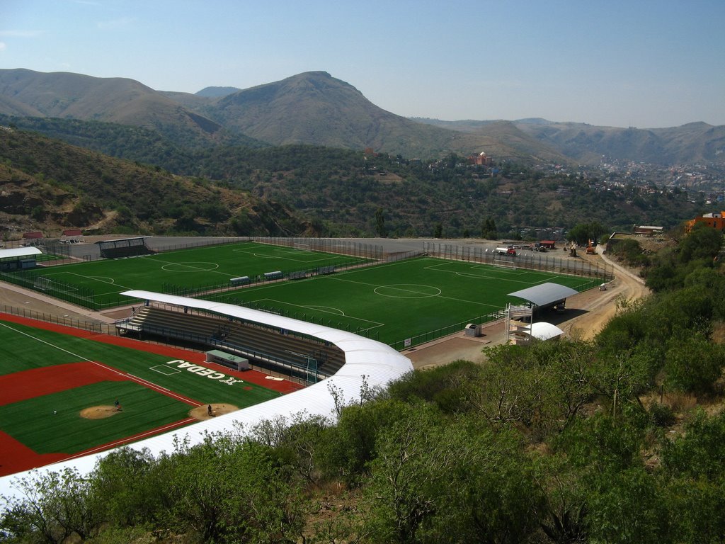 Sports grounds with baseball & soccer fields near La Valenciana mine, Guanajuato, Валле-де-Сантъяго