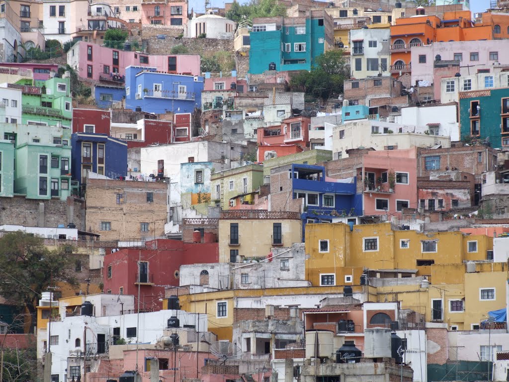 Colorido de Casas en Guanajuato Capital, Валле-де-Сантъяго