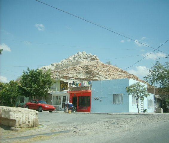 cerro de la cruz (Cross Hill), Гомес-Палацио
