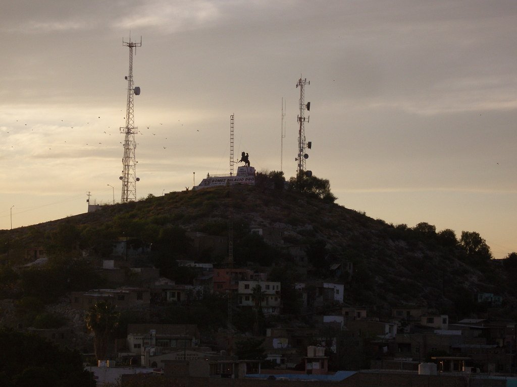 Cerro Pancho Villa, Гомес-Палацио