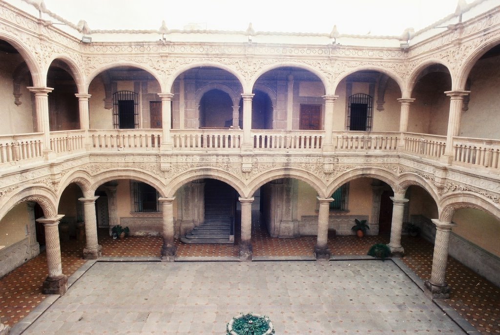 Casade Conde de Suchil, o Casa del Numero 11, Дуранго