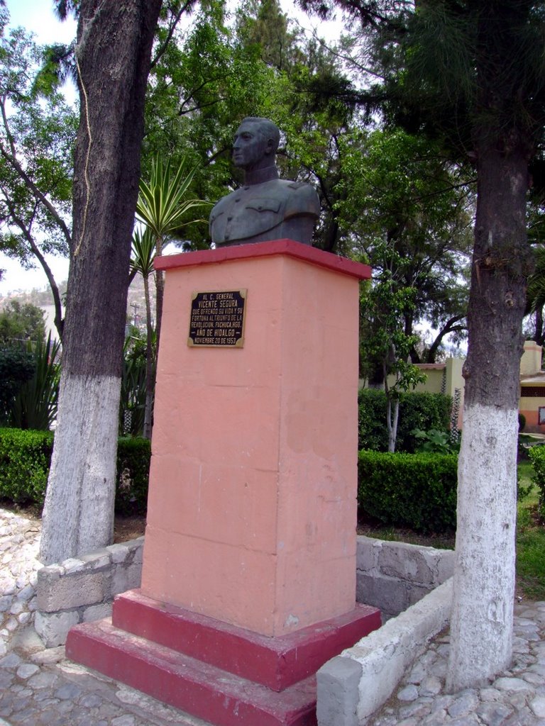 General Vicente Segura, Пачука (де Сото)