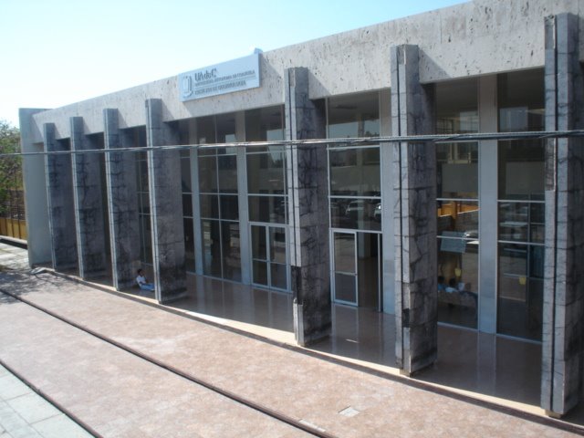 Facultad de odontologia UAdeC, torreon  Coahuila, Торреон