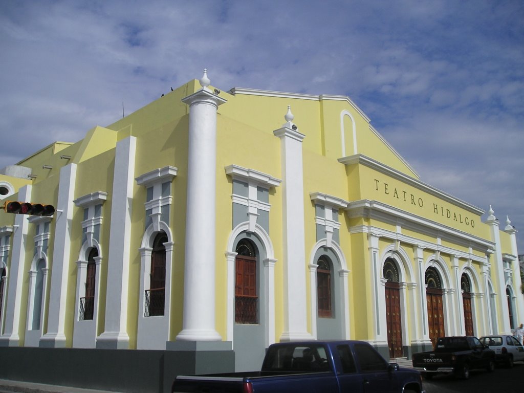 Teatro Hidalgo desde calle independencia, Колима