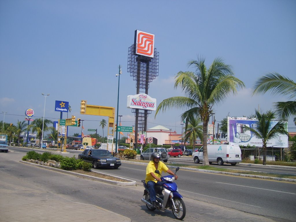 Plaza Salahua, Манзанилло