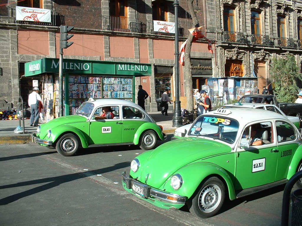 Le Mexique, les taxis à Mexico (des Coccinelles), Хилотепек-де-Абасоло