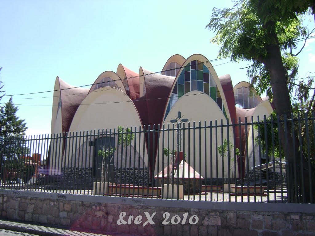 Templo de San Martín de Porres en la Industrial, Морелиа