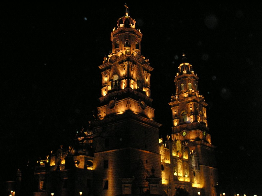 Catedral de noche, Морелиа