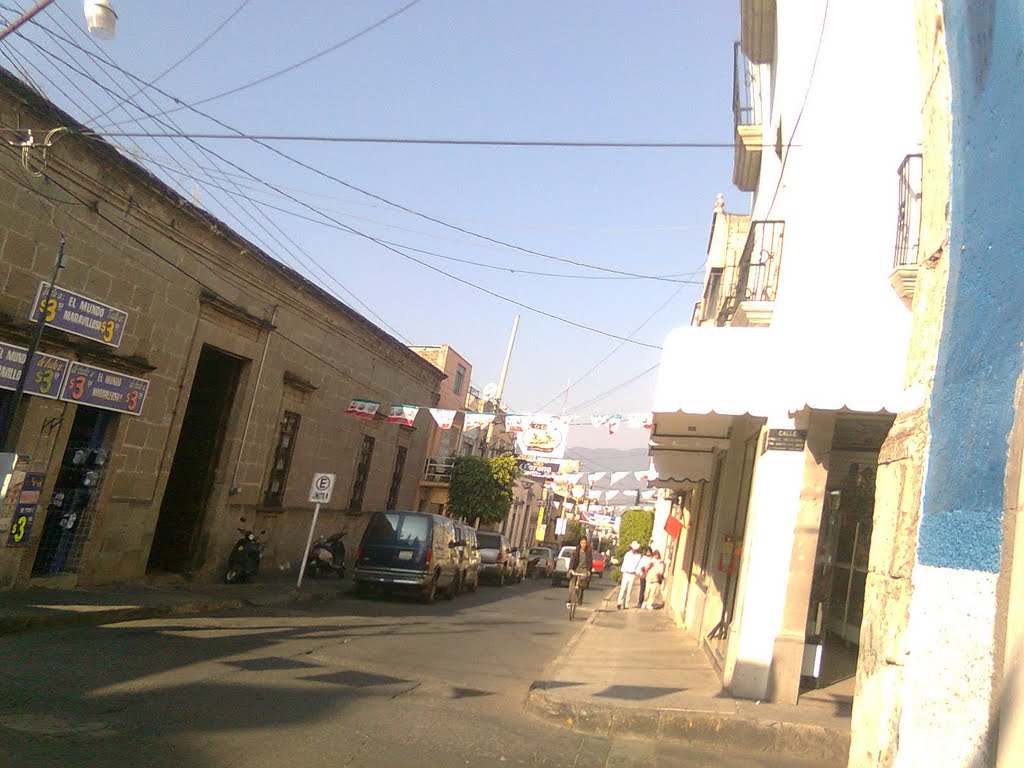Calle Independencia, Пуруандиро