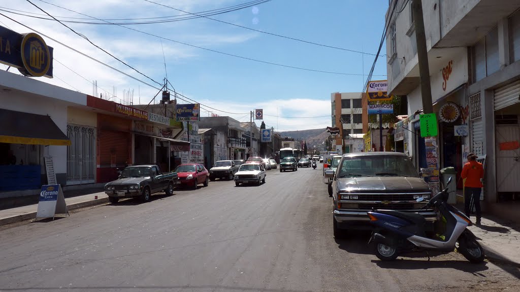 Calle Emilio Carranza, Пуруандиро