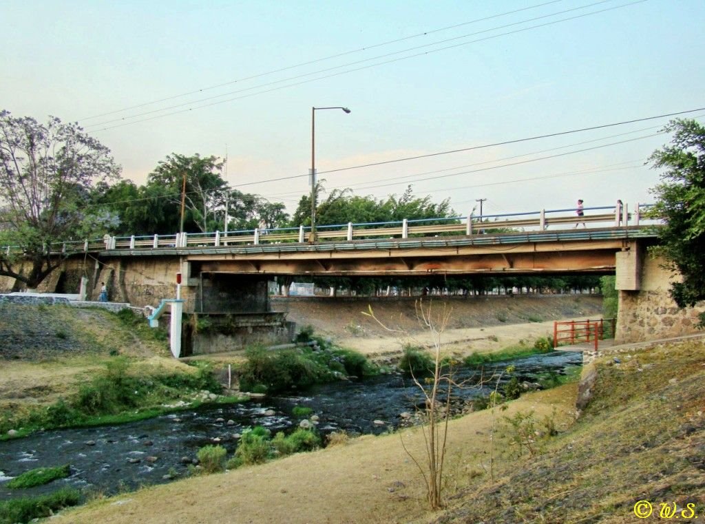Puente Rio Cuautla, Куаутла-Морелос