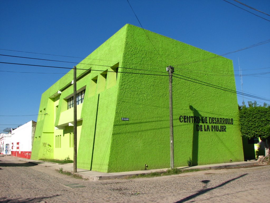 Centro de Desarrollo de la Mujer, Текуала