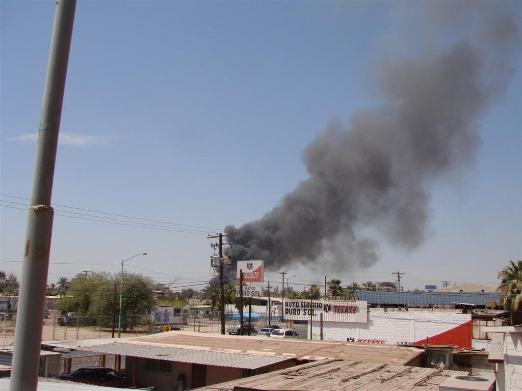 Incendio visto desde Iglesia El Shadai, Мехикали
