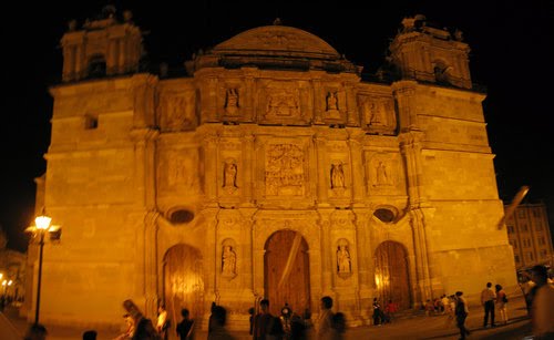 Catedral Principal de Colonial Capital de Oaxaca, Oaxaca, Оаксака (де Хуарес)