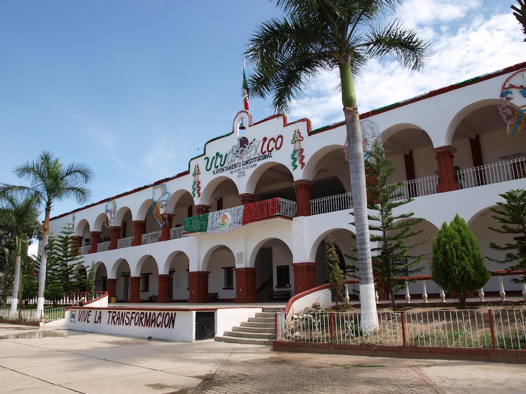Ayuntamiento de San Pedro Pochutla, Почутла