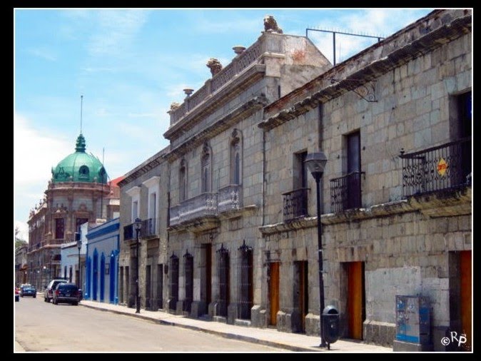 Av. Independencia, Oaxaca, Техуантепек
