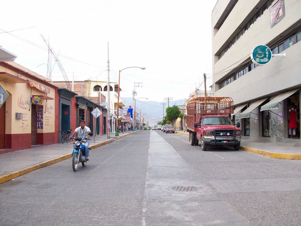 Av. Juarez, Тлаколула (де Матаморос)