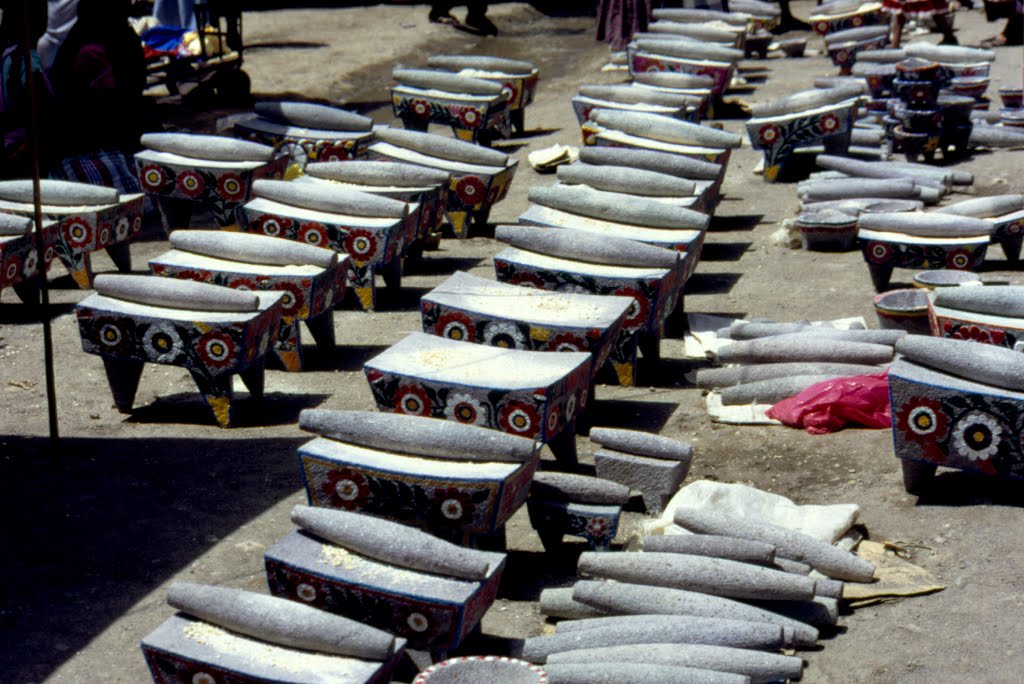 Metates del mercado de Tlacolula (1990), Тлаколула (де Матаморос)