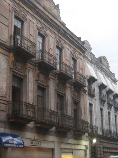 Balcones en Puebla., Ицукар-де-Матаморос