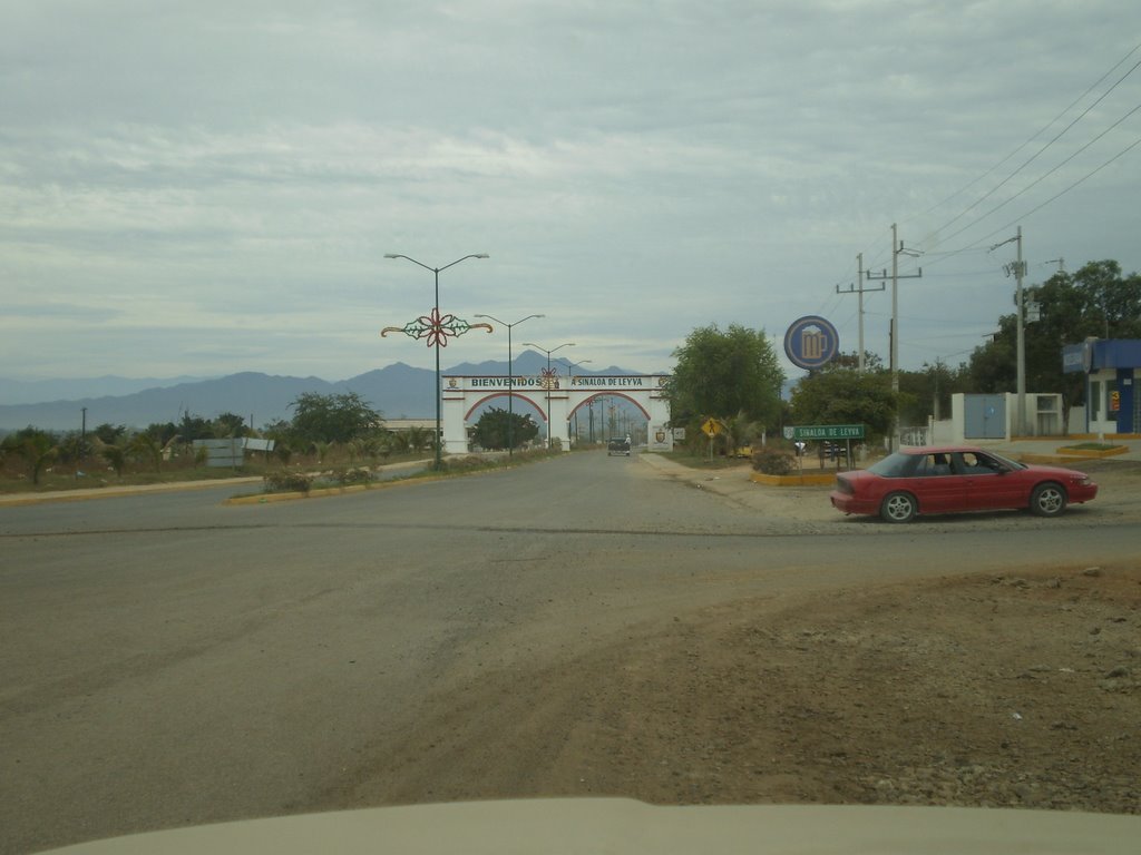 entrando a Sinaloa, Гуасейв