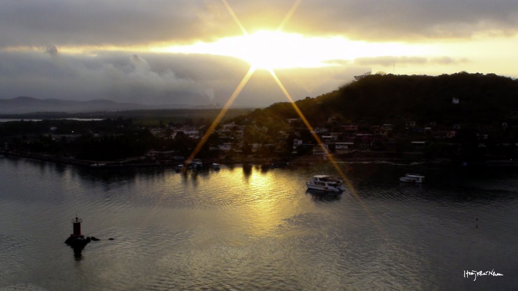 Sunrise in Mazatlan Port - Mexico (hoangkhainhan.com), Мазатлан