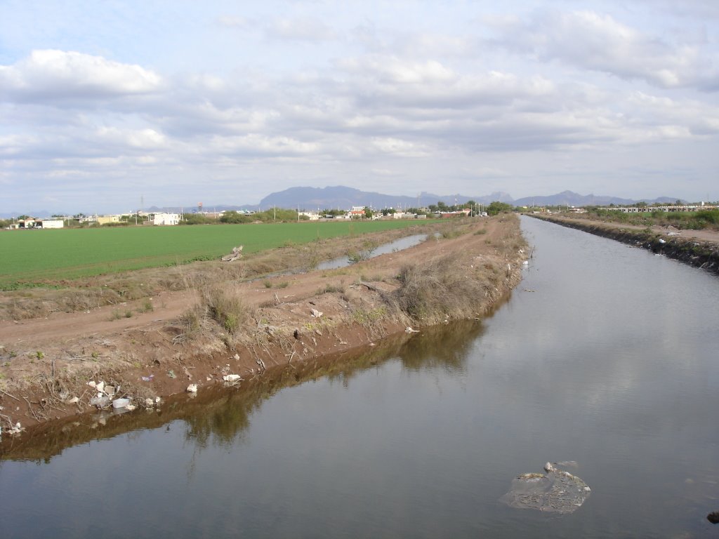 Ciudad Obregón, Canal de riego, Емпалм