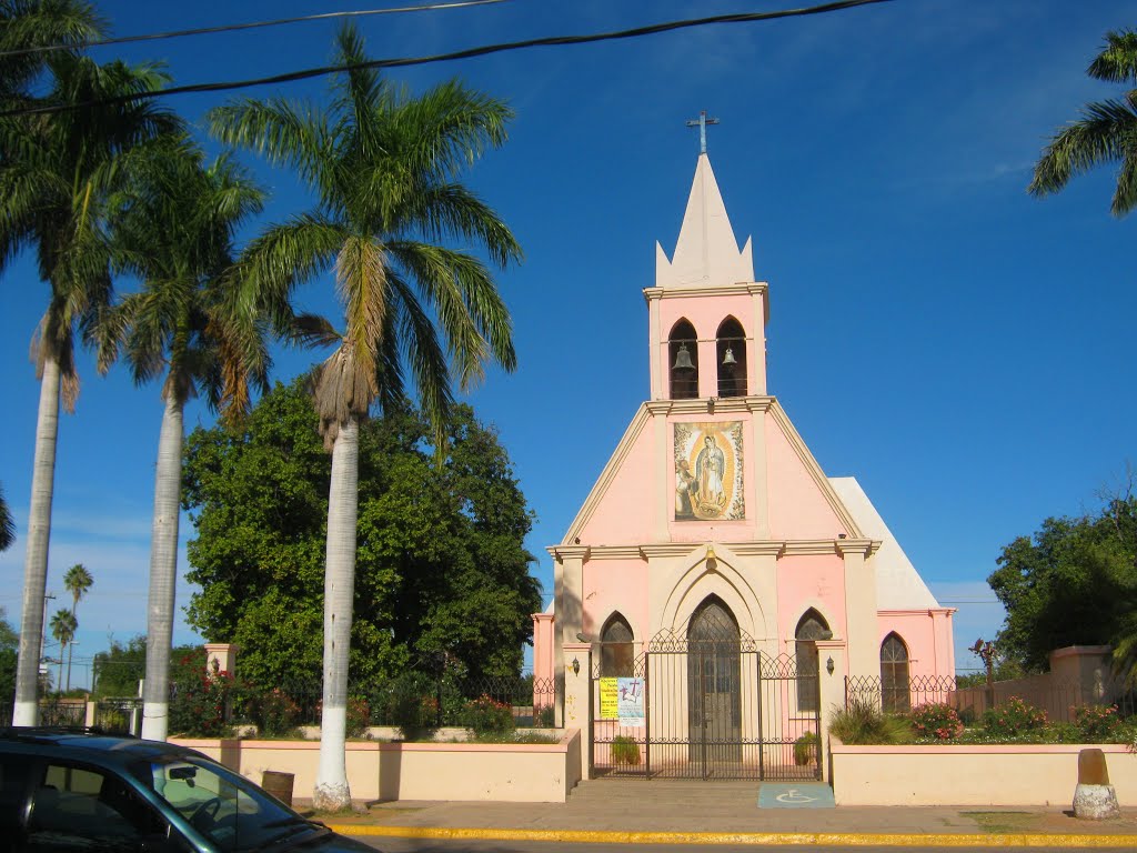 Iglesia en el zócalo de Cocorit, Son, Хероика-Ногалес