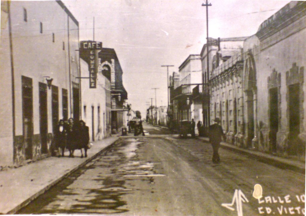 10 Hidalgo calle antigua, Валле-Хермосо