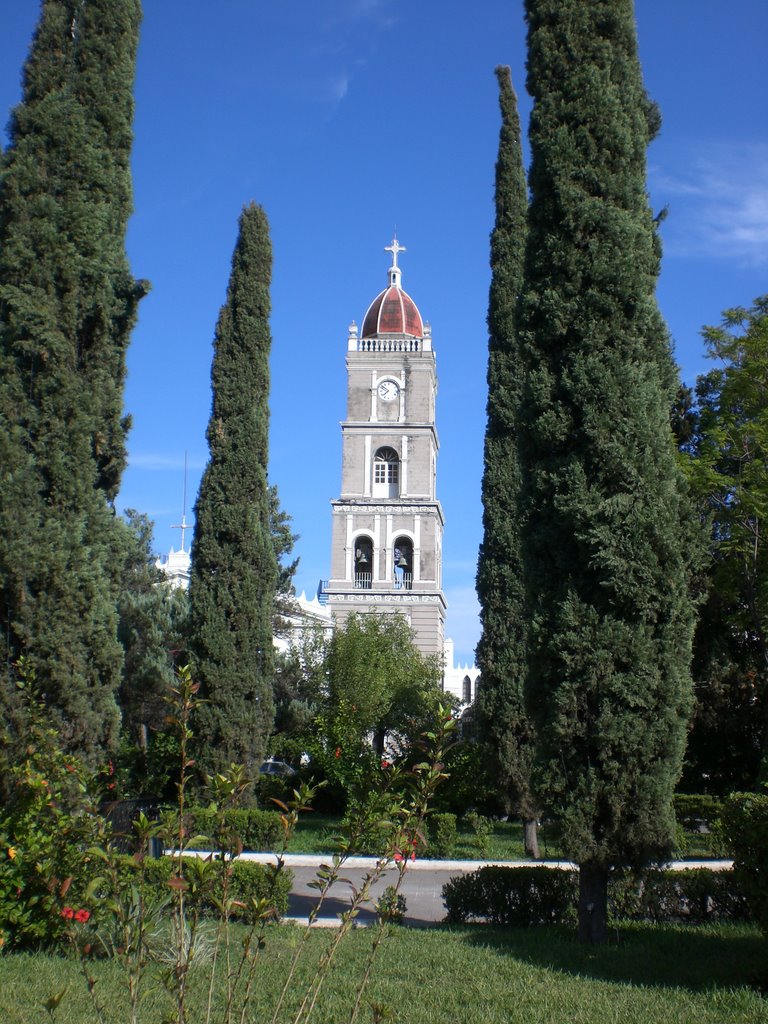 Torre de la Basilica, Валле-Хермосо