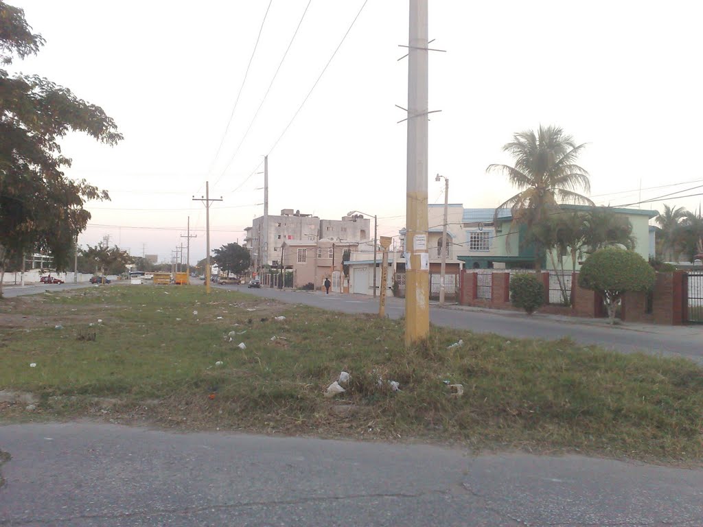 Calle Melchor Ocampo / Cuauhtémoc, Сьюдад-Мадеро