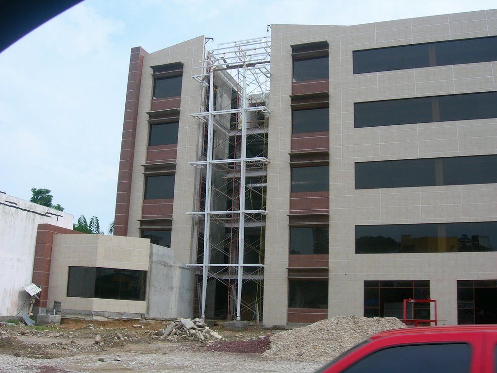 Corporativo Plaza Lomas en construcción, Тампико