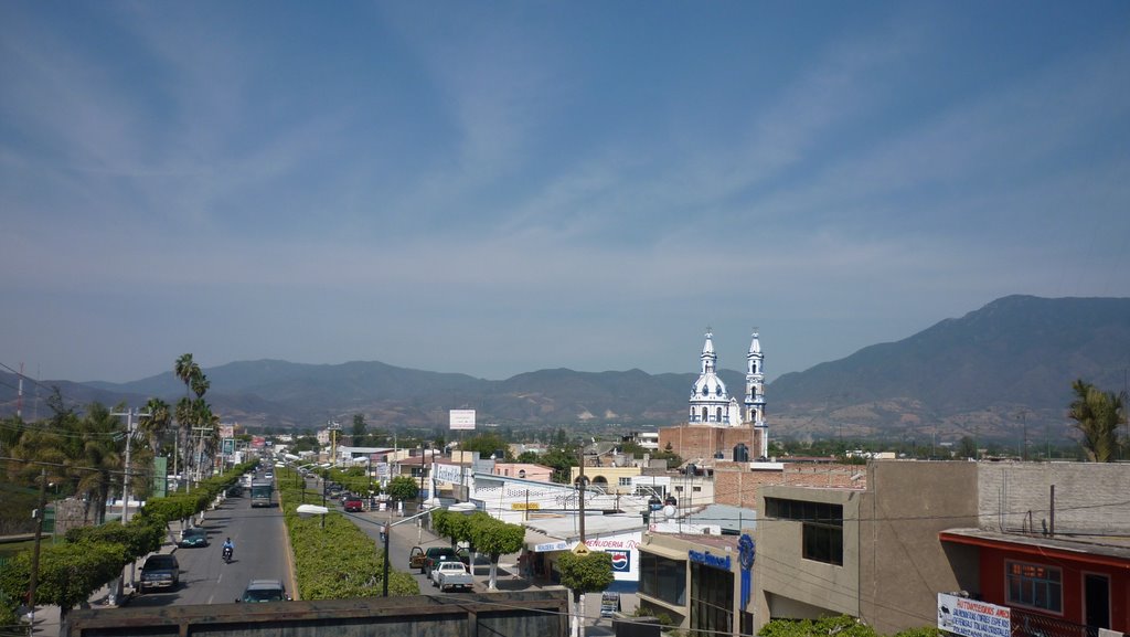 Calzada, Амека