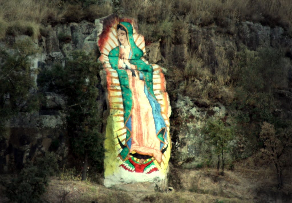 virgen pintada en un barranco, Арандас