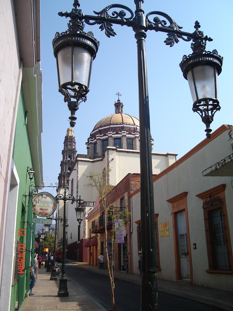 Calle Hidalgo Atotonilco, Атотонилко