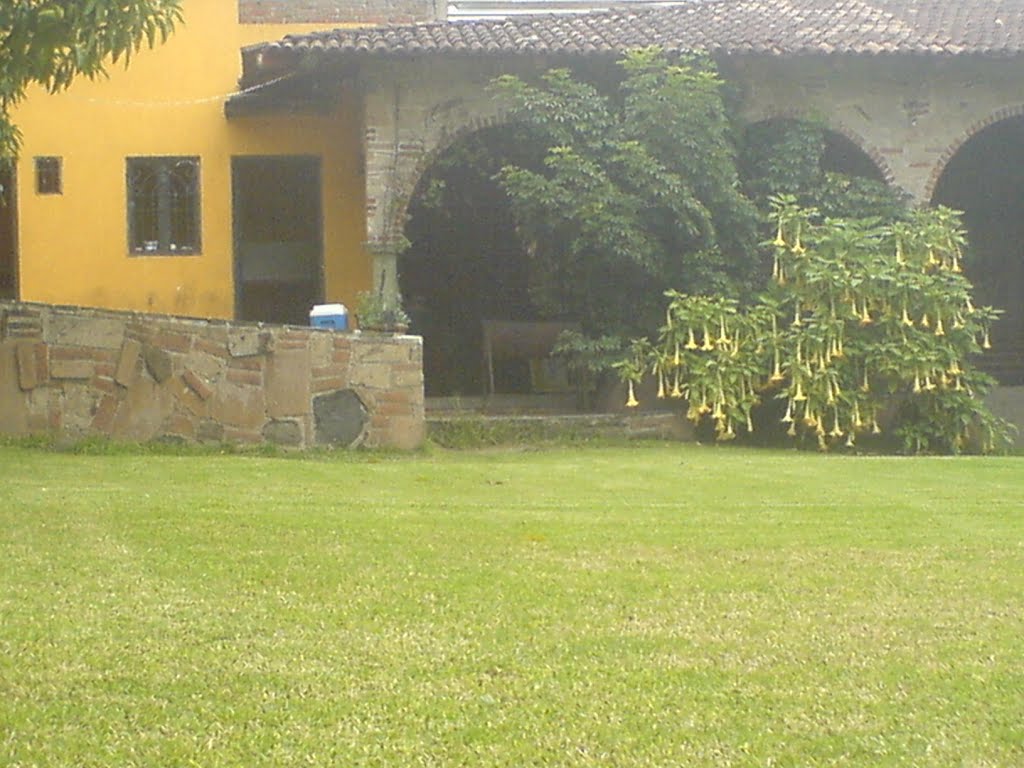 Quinta Carranza, Атотонилко