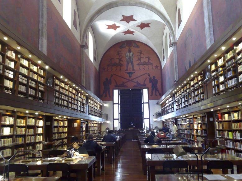 Interior de la Bibiloteca Iberoamericana, Гвадалахара