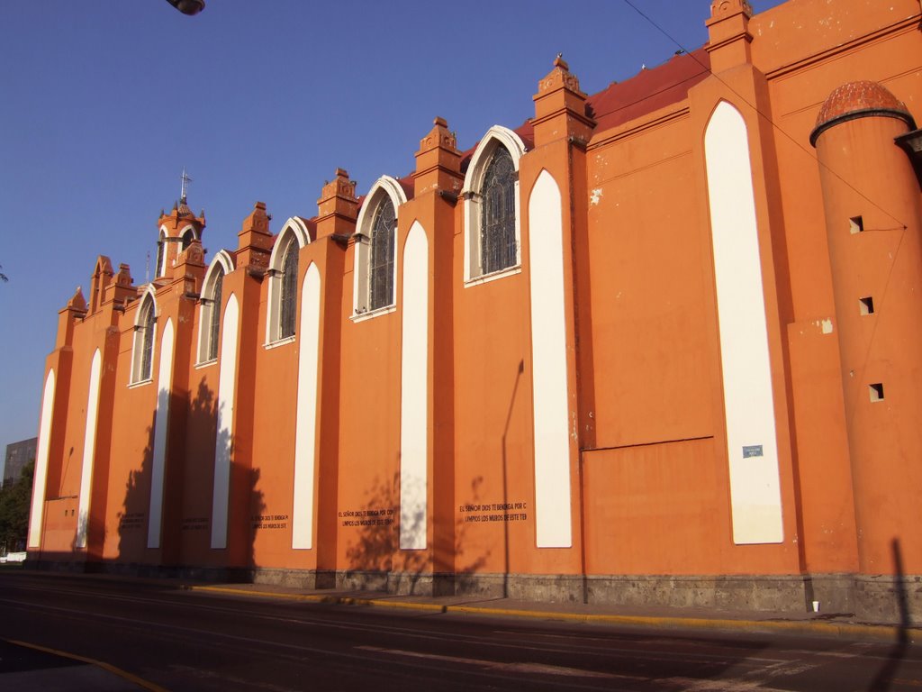 Templo De Nuestra Señora Del Refugio (foto Lateral), Guadalajara, Jal., Гвадалахара