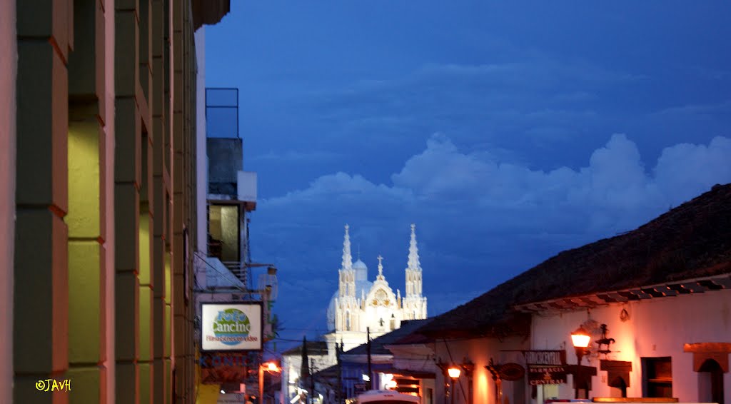 Tejados e Iglesia de San José en Comitán, Chiapas., Комитан (де Домингес)