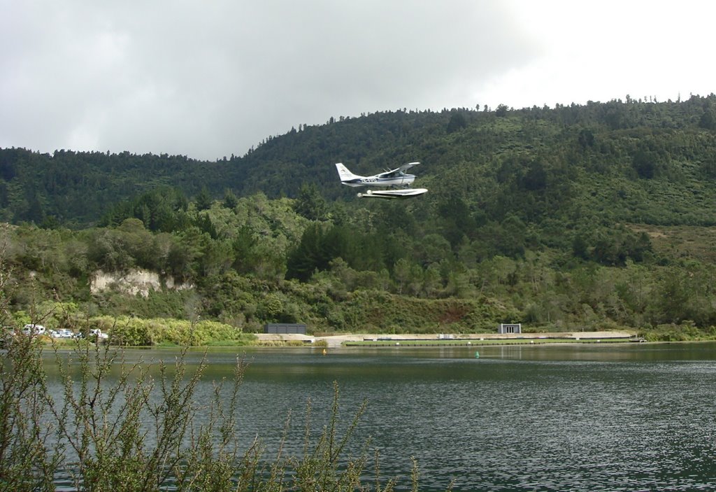 Cessna Float Plane (Lake Rotorua), Роторуа