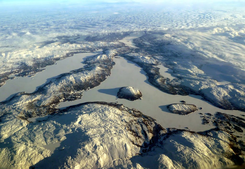 Lake Tunnsjøen (middle) and lake Limingen(left) in Nord-Trøndelag county, Боде