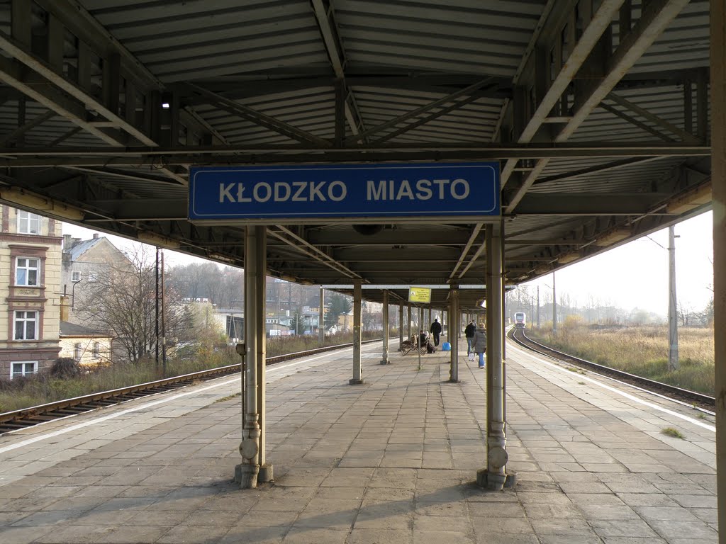 Train station Kłodzko-Miasto / Dworzec kolejowy Kłodzko-Miasto / Zastávka Kladsko-Město, Клодзко
